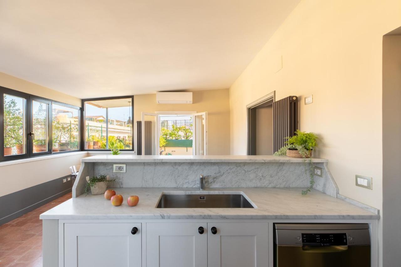 Appartamento Iflat Magical Flat By The Tiber Roma Esterno foto